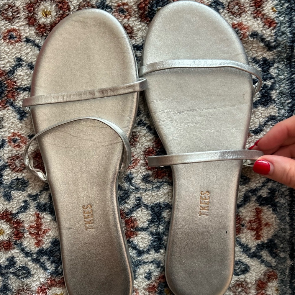 TKEES Metallic Silver Women's Sandals